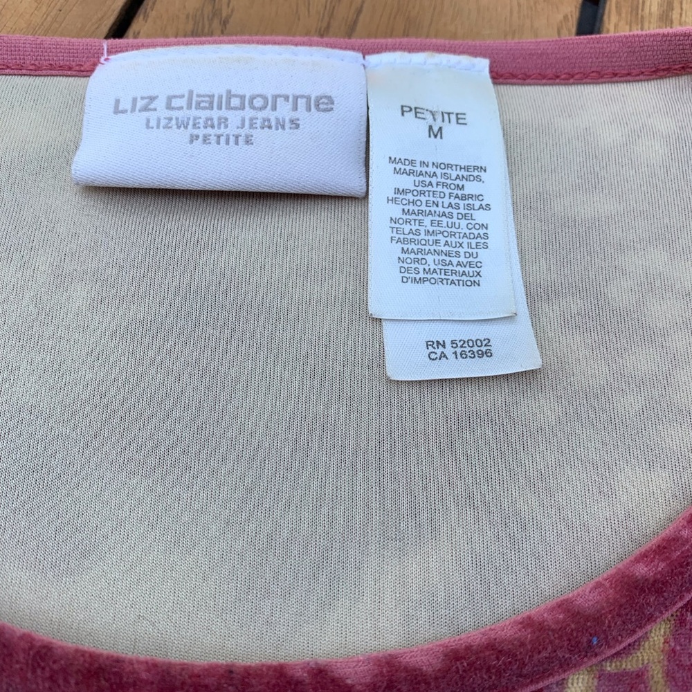 Liz Claiborne Floral Top - Picture 2 of 7
